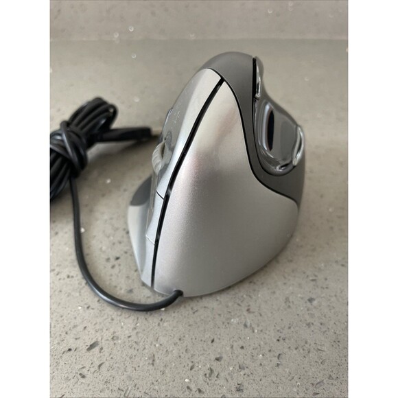 Evoluent VM4R 2600 DPI Ergonomic Vertical Mouse RH - Gray - Picture 4 of 8
